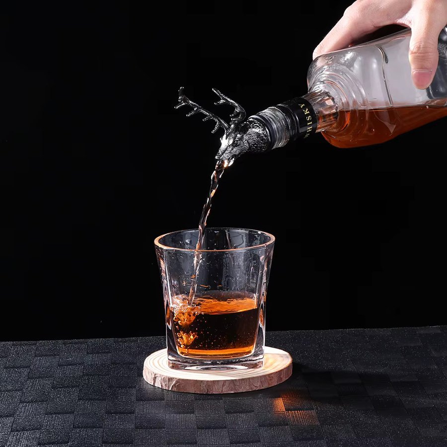 Hirschkopf Weinausgießer aus Zinklegierung in Silber für Wein und Getränke - Bild 2