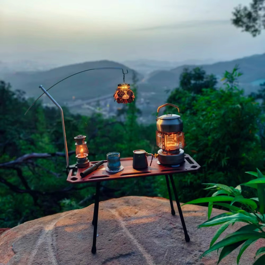 APWIKOGER Camping IGT Laternen-Hängeträger aus Aluminiumlegierung in Schwarz mit abnehmbarer Lampe und Aufhänger für Outdoor, Picknick und Wandern - Bild 4