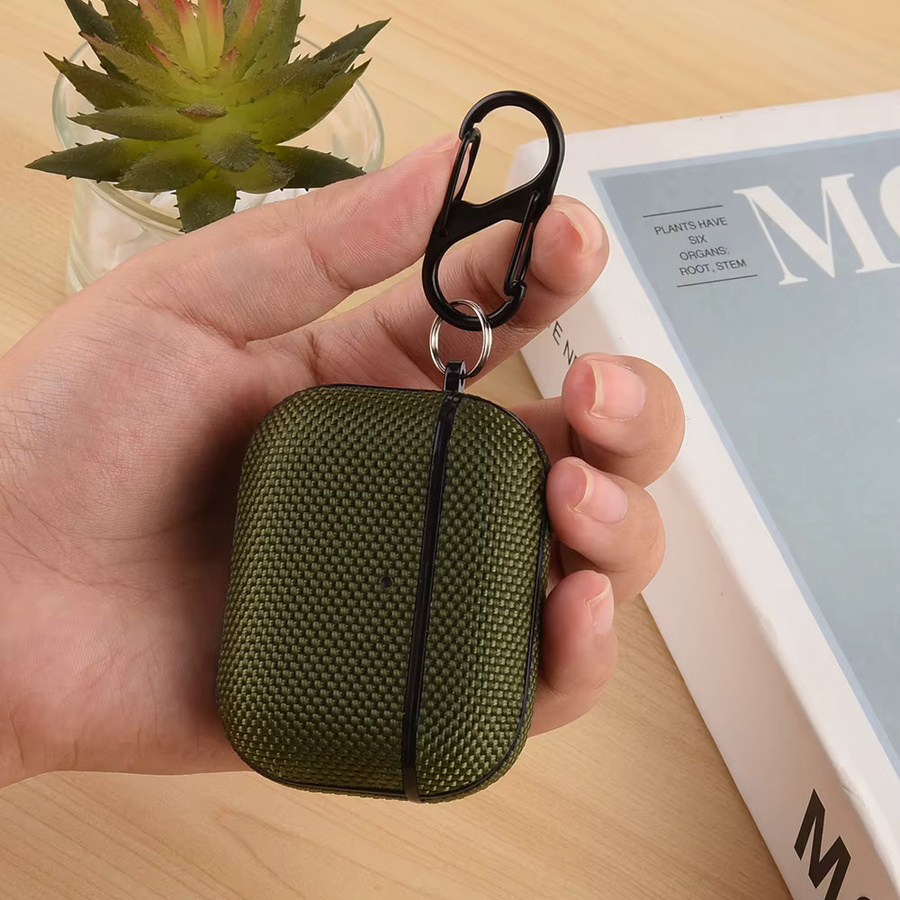 Wasserdichte Schutzhülle aus Nylon und Kunststoff für Apple AirPods Pro 3 inklusive Reinigungsset - Bild 4