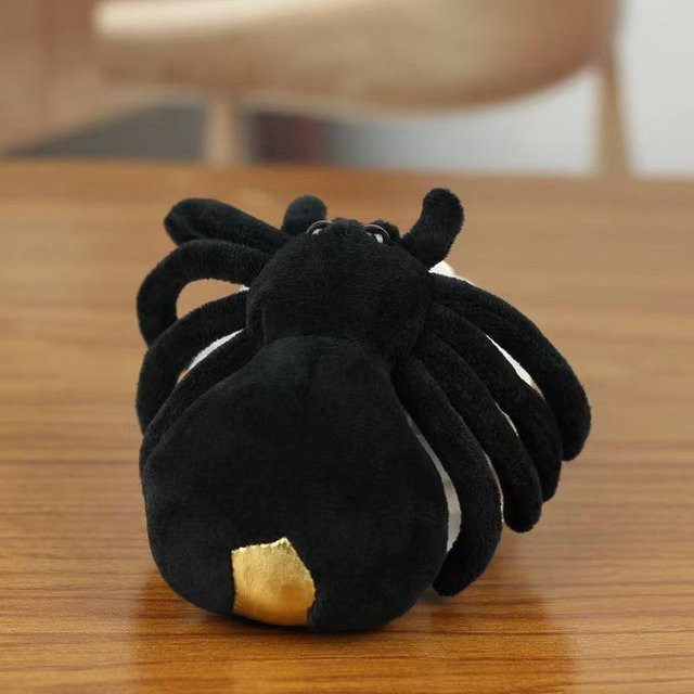 BC Pet Supplies Dekorative Spinnen-Plüschfigur als Schlüsselanhänger und Broschen-Anhänger in Grau und Schwarz - Bild 1