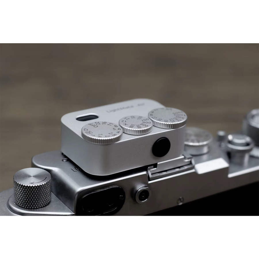 LightMate AirPro 35° Weitwinkel-Reflexions-Lichtmesser mit 3 Reglern für Filmkameras in Schwarz und Silber - Bild 2