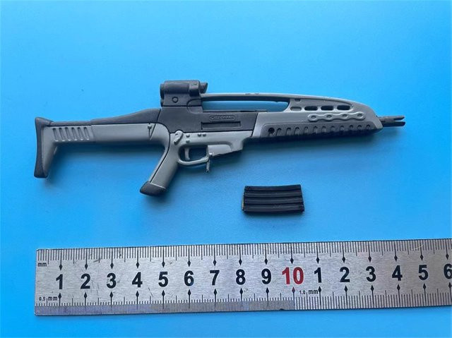 dml bbi moderne Puppe xm8 Mini Waffe Modell, Zubehör, Kunststoff - Bild 1