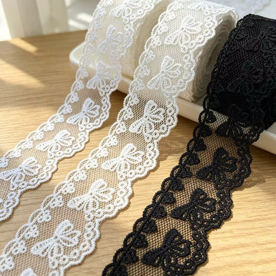 RIBBON HOUSE Netzspitze mit bestickter Schleife in Schwarz, Breite: 4 cm, 3 Yards pro Rolle - Bild 2
