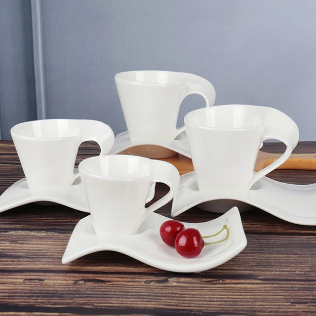 Creative Wave Kaffeetassen Set mit Untertassen aus Porzellan und Keramik in Weiß, 2er Set mit 90 ml und 130 ml - Bild 1