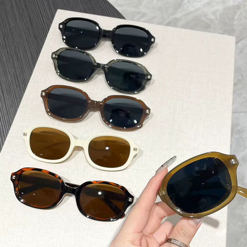 Oval-Sonnenbrille, Unisex, Vollrand, Kunststoff - Bild 2