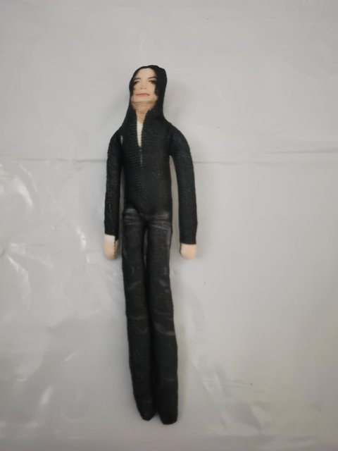 Yiran Health & Beauty Michael Jackson Cosplay Requisitenpuppe, Plüschfigur, ab 14 Jahren - Bild 1
