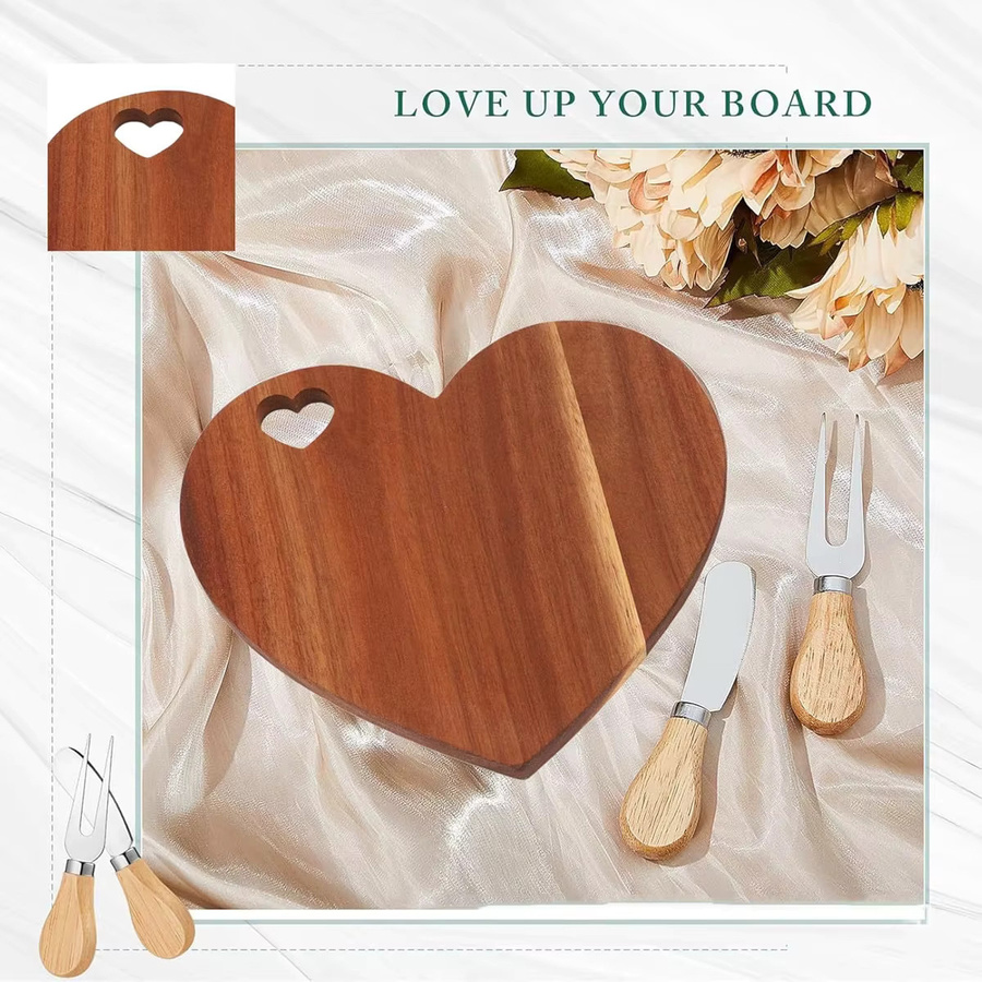 Favor Heart Käsebrett-Set aus Holz in Beige und Braun mit Käsemessern und Gabel - Bild 5