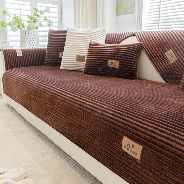 HOMEMOTION Kissenbezug aus Kunstkaninchenfell mit Streifen-Jacquard-Design in Braun, B/B: 70 x 70 cm - Bild 1