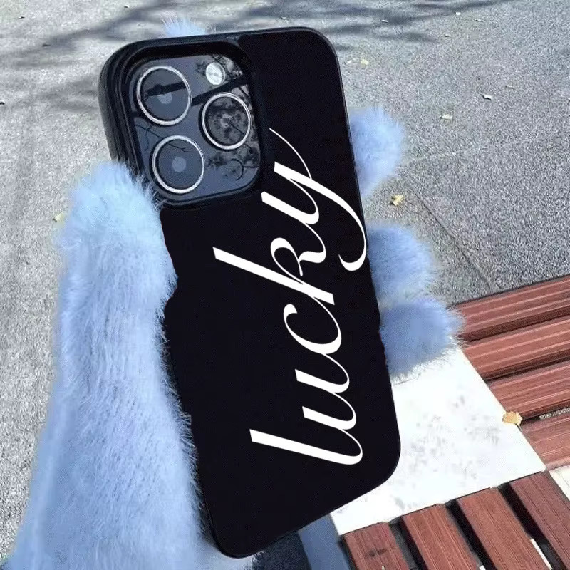 Minimalistische Handyhülle mit englischem Glücksmuster für iPhone 11 bis iPhone 17 Pro Max in Schwarz - Bild 6