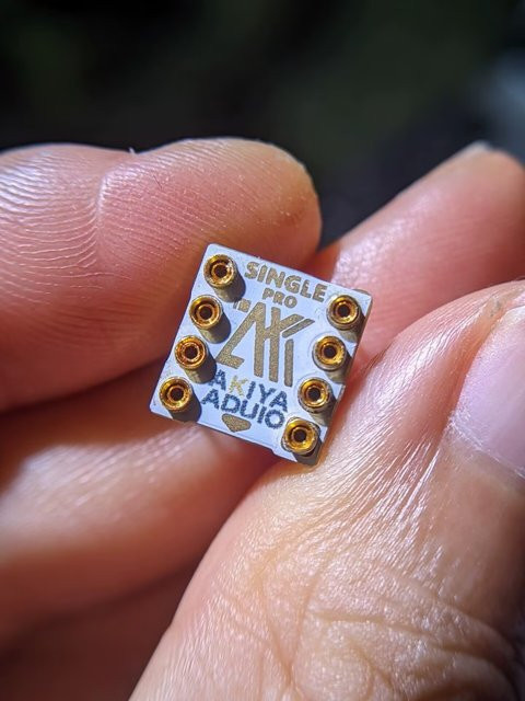 Huo Guang Shu Operationsverstärker Upgrade-Basis zur Entkopplung in Gold - Bild 1