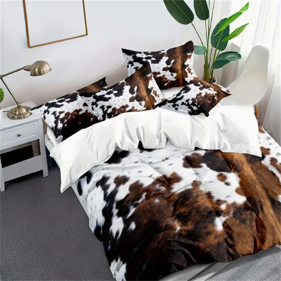 Monika Chen Bettbezug-Set mit Kuhmuster aus ultra-weichem Plüsch, 3-teilig, EU Single, B: 135 cm, L: 200 cm - Bild 2