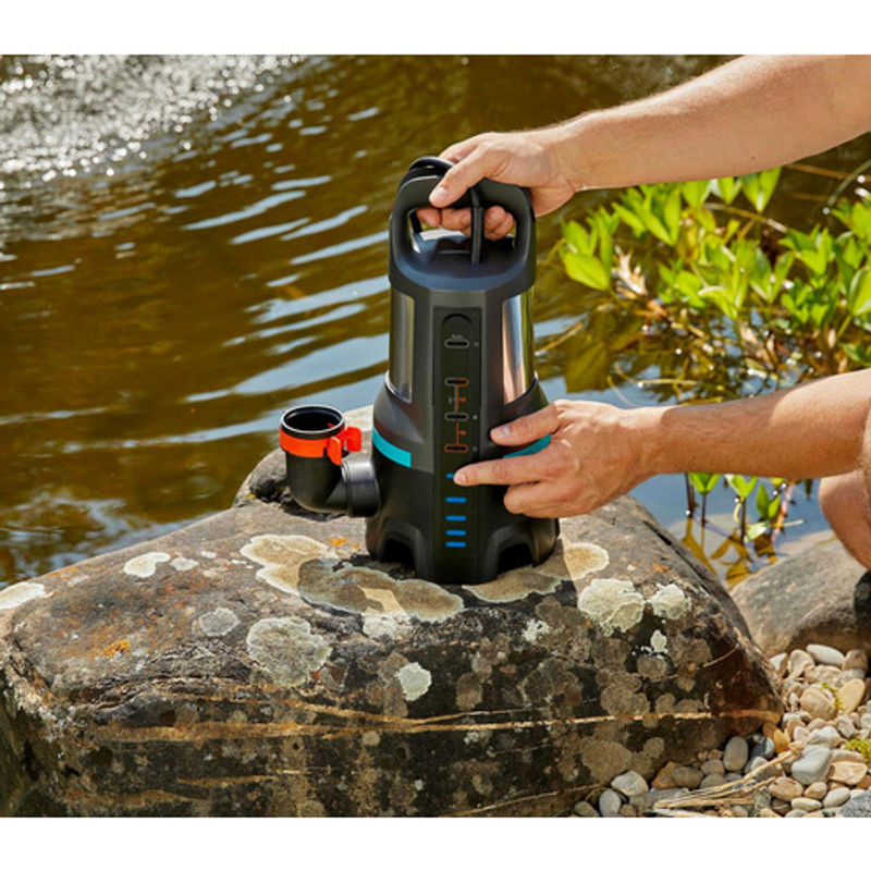 GARDENA Schmutzwasser-Tauchpumpe 20000 Aquasensor in Silber/Anthrazit, B/T/H: 19,4 x 27,3 x 37,9 cm - Bild 4