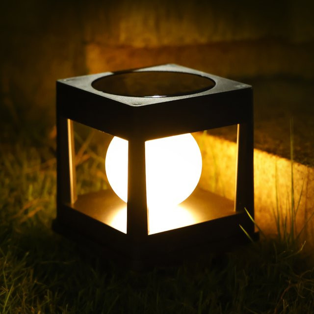SHENZHITECH Solar Gartenleuchte für Holzzaun und Pfosten, Quadratische Solar-Pfostenleuchte in Schwarz mit Warmweißem Licht für Terrasse und Garten - Bild 1