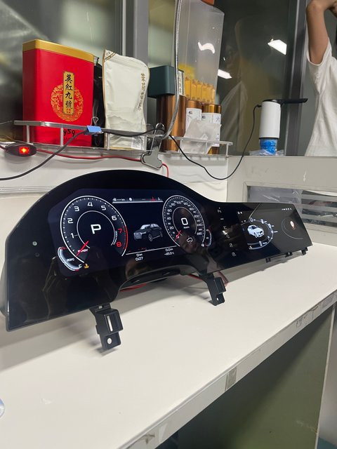 Aotsr Digitales Instrument mit GPS-Navigation und Dual Screen CarPlay für Audi Q7, Schwarz - Bild 1