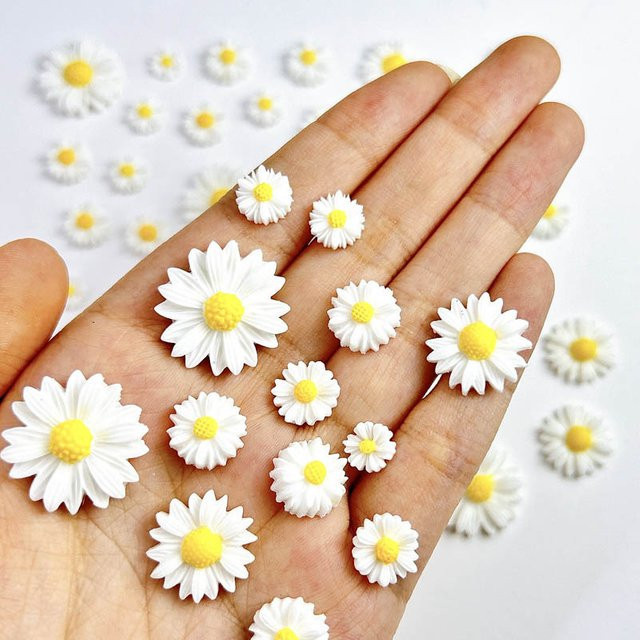 3D Harz Mini Gänseblümchen Nagel Charms, Weiß, Glänzend, 50 Stück - Bild 1