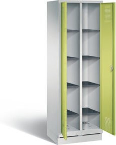 C+P Wäsche-Spind Evolo mit Front in Viridingrün und Korpus in Lichtgrau, H: 180 cm, B: 61 cm, T: 50 cm - Bild 1