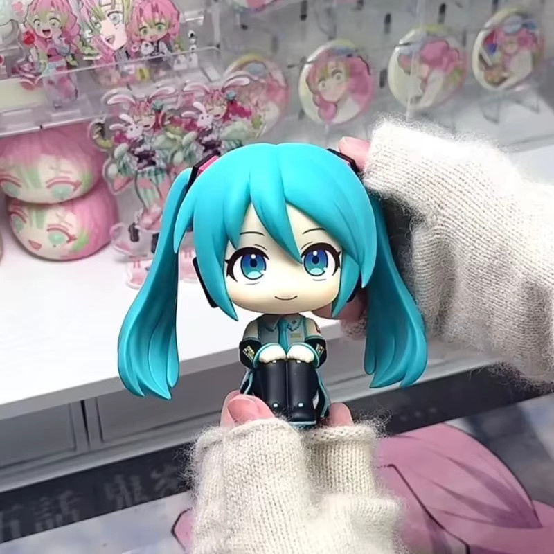 Bandai Hatsune Miku Q-Version Figur, Sitzende Puppe, 8cm - Bild 6
