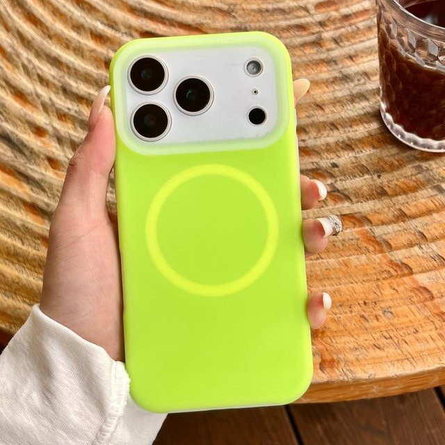 YULIN Fluoreszierende Jelly Flüssigsilikon Hülle mit Magnetfunktion für iPhone 11 bis iPhone 17 Pro Max, Mehrfarbig - Bild 1
