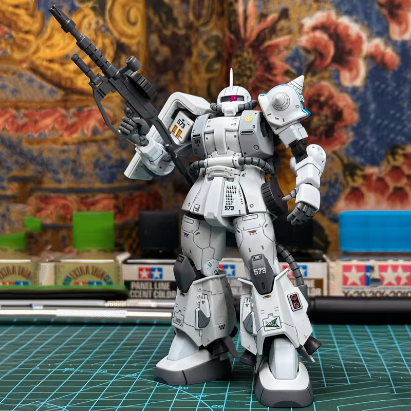Bandai Zaku II HG1/144 Shin Matsunaga Mech Montagemodellbausatz, Actionfigur - Bild 3