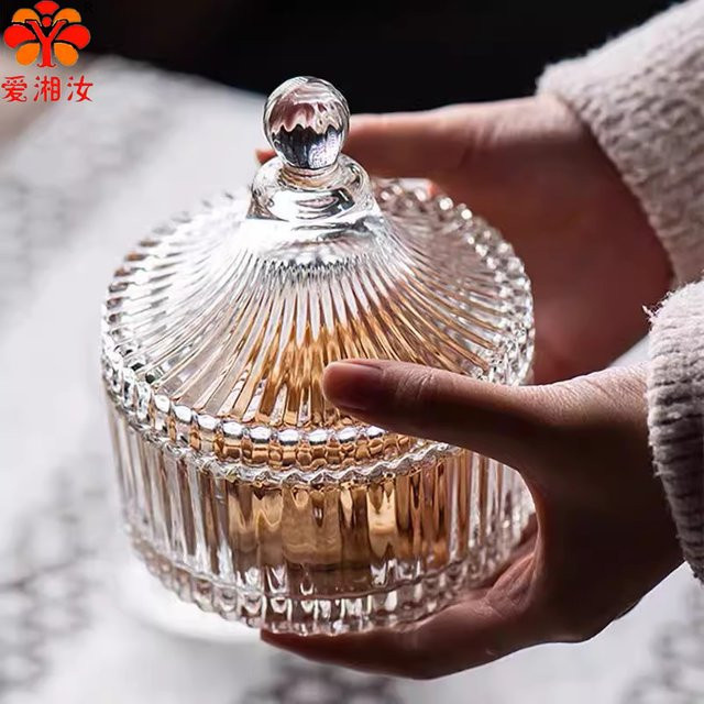 Aixiangru Kristallglas Zuckerdose mit Deckel in Transparent als kreativer Behälter für Süßigkeiten und Obst oder als Schmuckbox - Bild 1