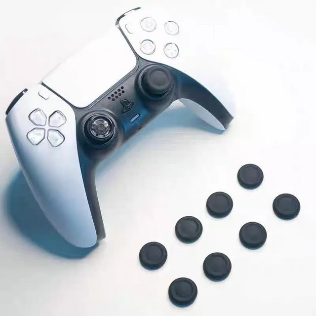 Sony Silikon-Daumengriffe für PS5 und PS4 Controller, rutschfeste Joystick-Abdeckung in Schwarz - Bild 1