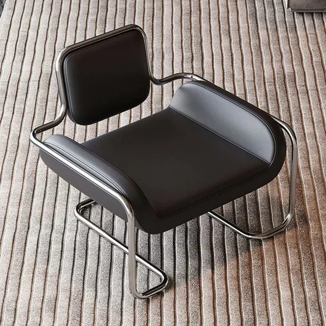 LISM Wohnzimmer Stuhl im Nordic Design mit Metallgestell und Kunstleder in Schwarz - Bild 1