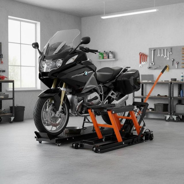 Hydraulische Motorradhebebühne mit 782 kg Tragkraft und verstellbarer Hubhöhe von 12 bis 38,5 cm in Grün - Bild 1
