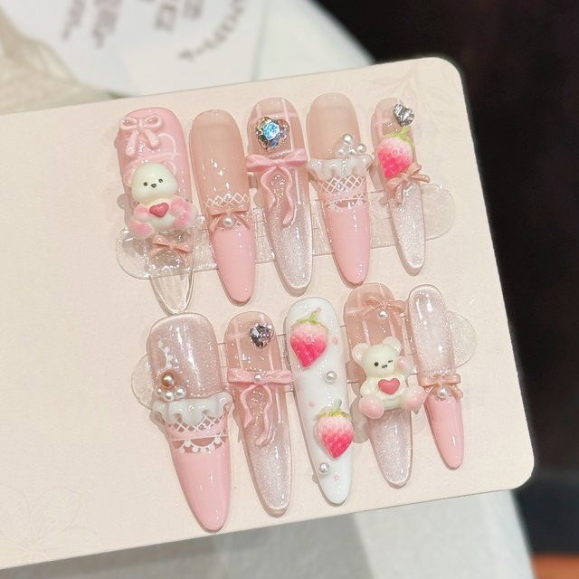 Dream Powder Stiletto-Press-On-Nägel, Strawberry Bear Girl Heart, Glänzend - Bild 1