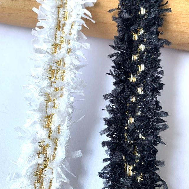 Handgefertigte Spitzenborten in Weiß und Schwarz für DIY-Nähprojekte, Länge: 200 cm - Bild 1