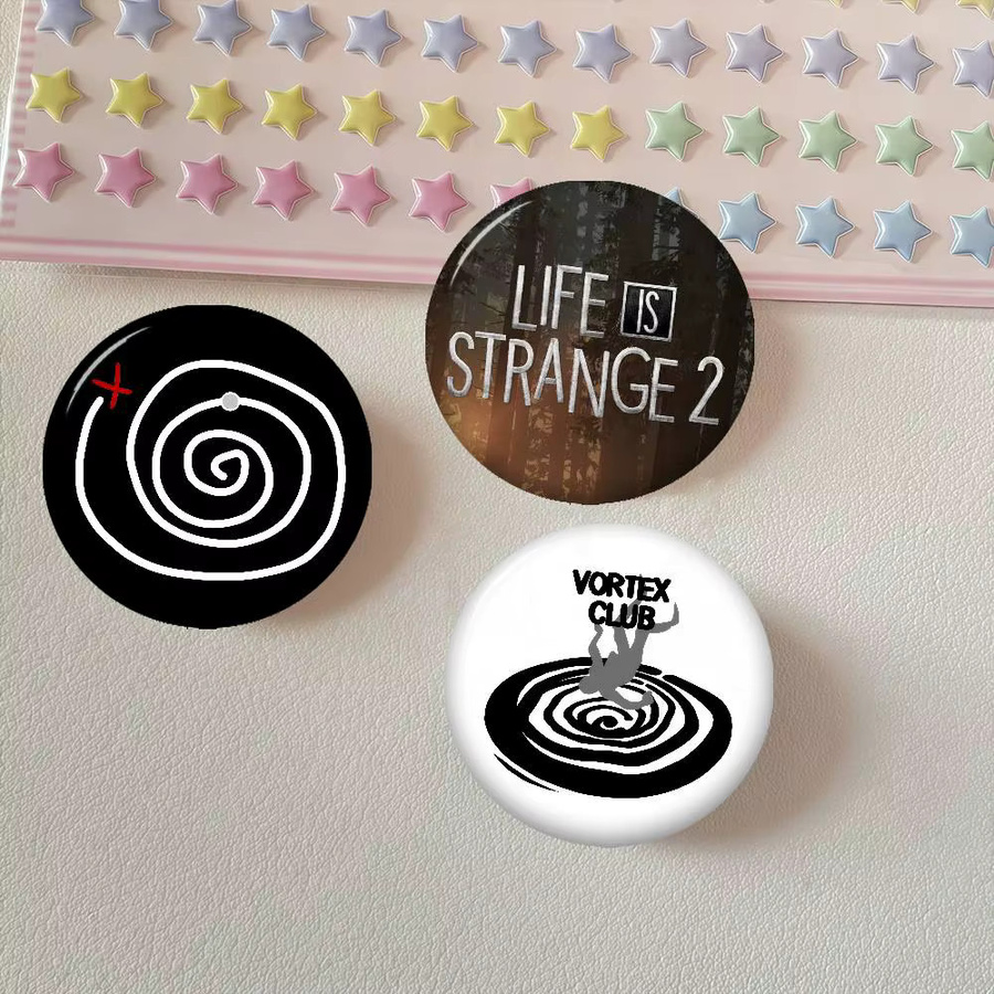 Anstecknadel Kayou, L-Life is Strange, Unisex - Bild 2