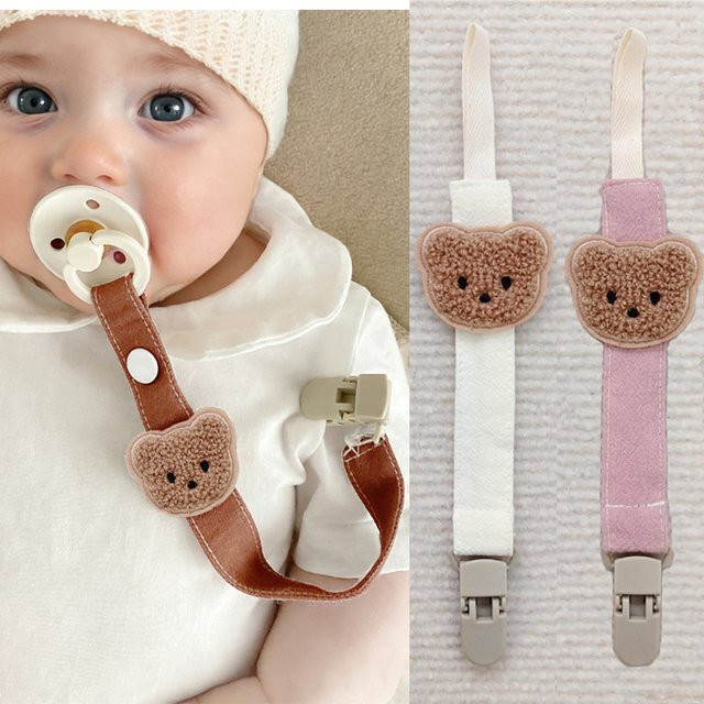 Nette Bär Schnuller-Kette für Babys und Kleinkinder in Blau und Mehrfarbig als Anti-Drop Halter und Zahnschmerz-Zubehör - Bild 1