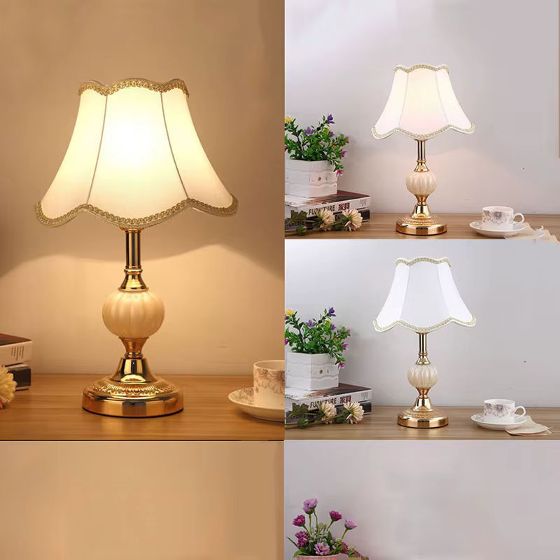Ynhaw Tischlampe im modernen Retro-Design aus Glas, Eisen und Stoff in Gold/Messing mit weißem Schirm - Bild 3