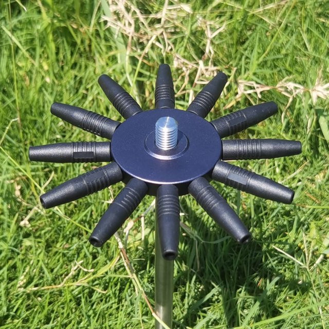 ERISU AUDIO Bodennetzwerk-Disk für tragbare HF-Kurzwellenantenne MA-12 in Schwarz - Bild 1