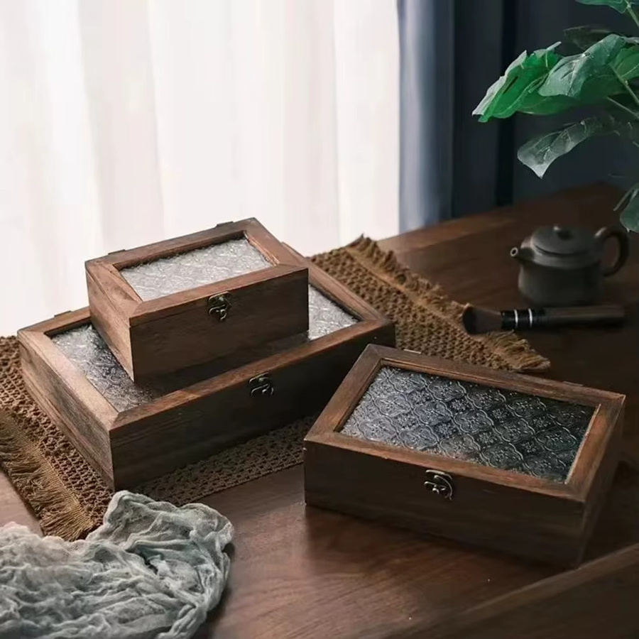 VIBRATITE Schmuckbox aus Massivholz und Glas in Braun mit floralem Design im Retro-Stil - Bild 2