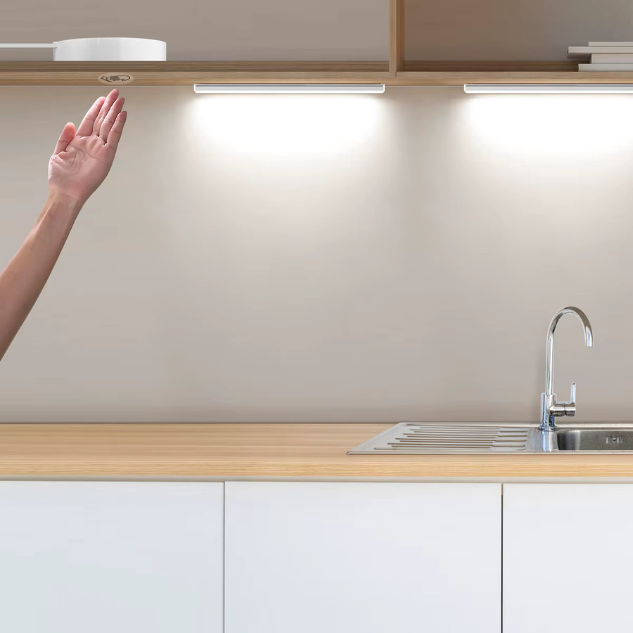 Rybakov LED Schranklampe aus Aluminium und Holz mit Bewegungssensor und Touch-Schalter in Weiß, dimmbar - Bild 3