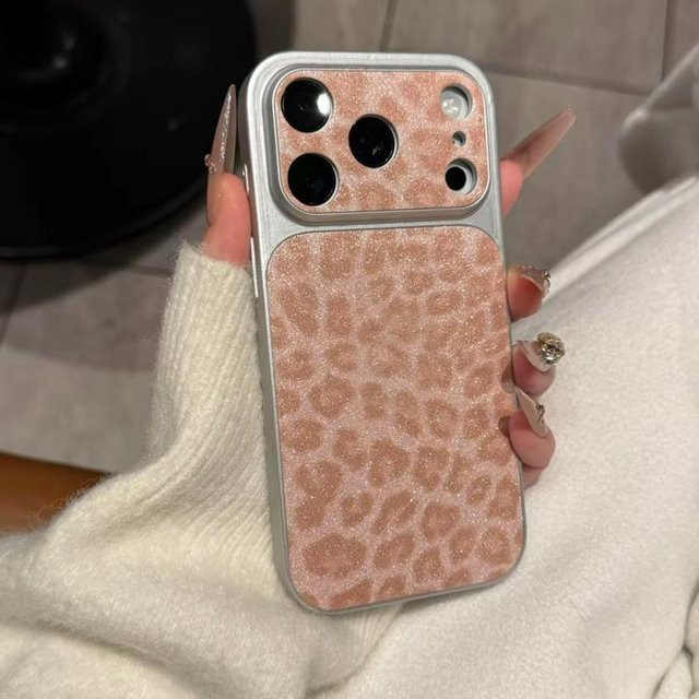 YULIN-003 Handyhülle mit Leopardenmuster und Glitzer in Braun für iPhone 13 14 15 16 17 Pro Max stoßfeste Kunstleder Rückseitenhülle - Bild 1