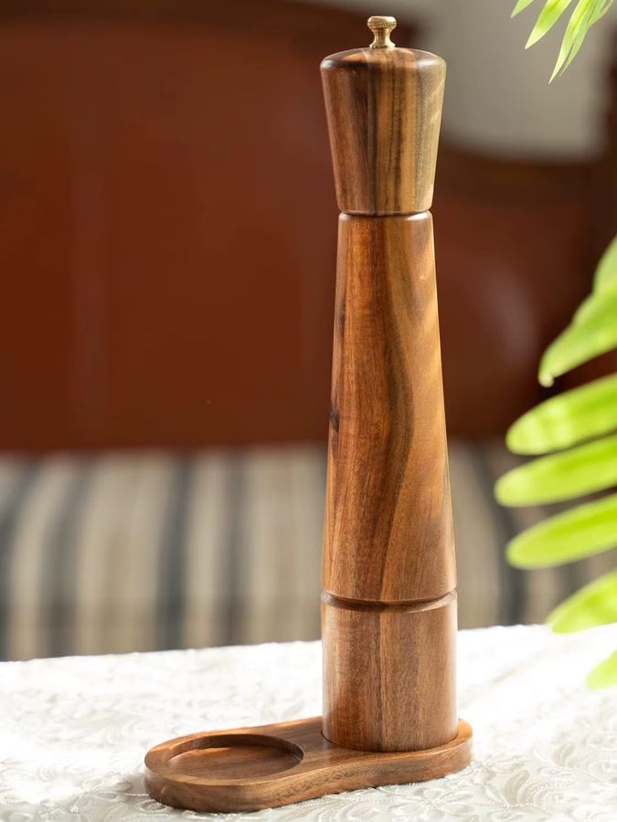 Salz- und Pfeffermühlen-Set mit Tablett aus Akazienholz von LMETJMA - Bild 6