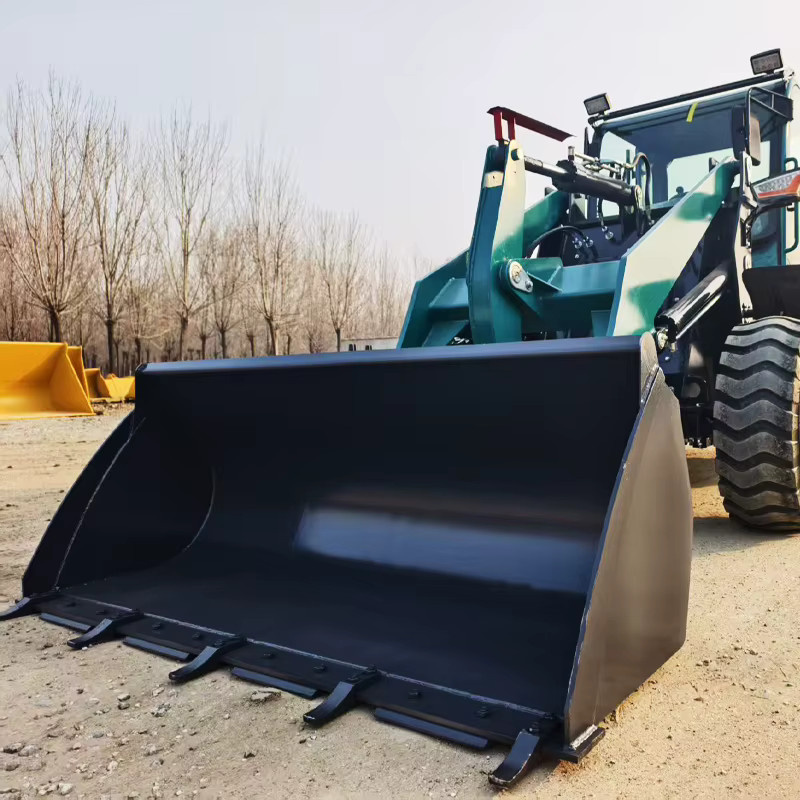 DCNB Kompakter 4x4 Radlader in Grün mit Kubota Dieselmotor und 2000kg-3000kg Nennlastkapazität - Bild 2