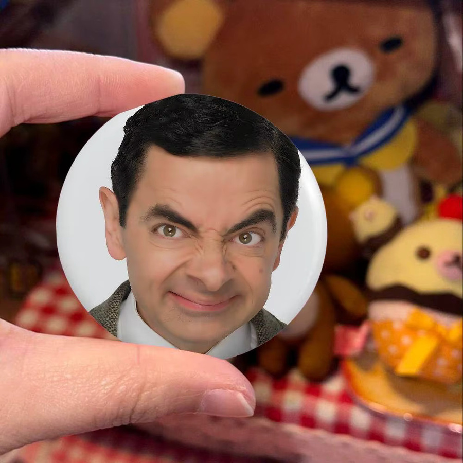 52TOYS Brosche, Mr. Bean T Abzeichen, Weißblech, Metall - Bild 5
