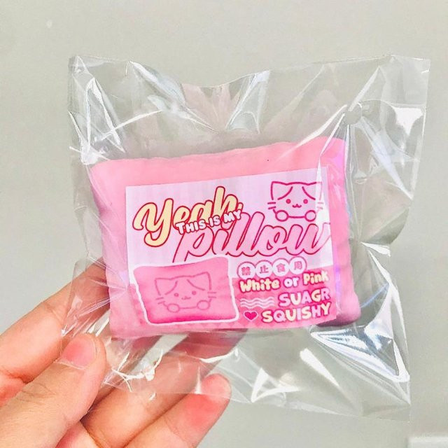 A Family Of Home Textiles Katzenkissen Squishy, rosa - Bild 1