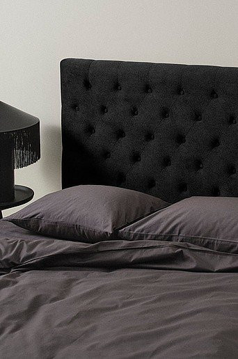 SKENE Kopfteil von Jotex, gepolstertes Wandpaneel in Grau und Schwarz, Breite: 180 cm, Höhe: 122 cm, Tiefe: 10 cm - Bild 1
