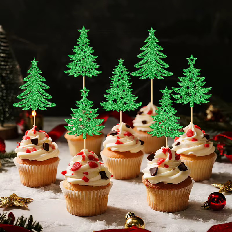 YOMDID 24 Stück Weihnachtsbaum-Cupcake-Topper in Grün, glitzernde Weihnachtsbaum-Kuchendekorationen im Winter-Thema als Cupcake-Picks - Bild 2