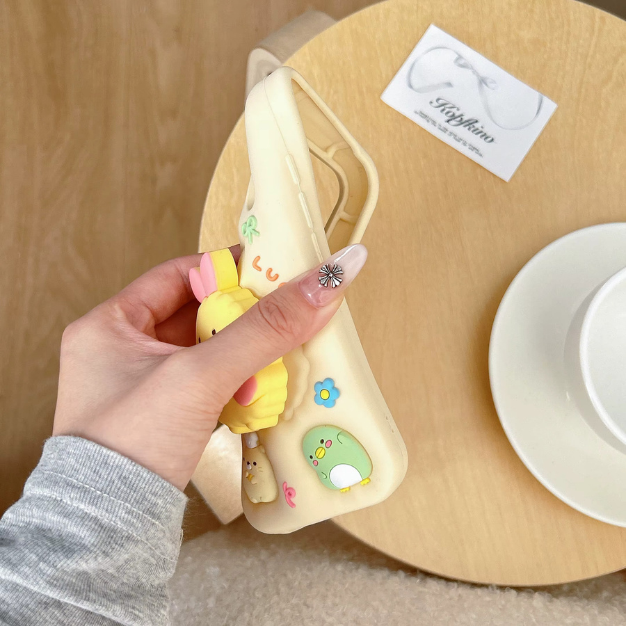 Sumikko Gurashi Küken Handyhülle aus weichem Silikon mit Ständer für Apple iPhone 17 16 15 14 13 12 Pro Max in Gelb - Bild 2