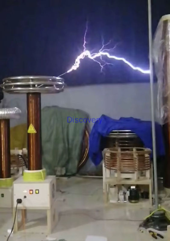 Elektrische Tesla Spule mit Blitz-Effekt und Plasma Horn in Mehrfarbig aus Metall - Bild 3