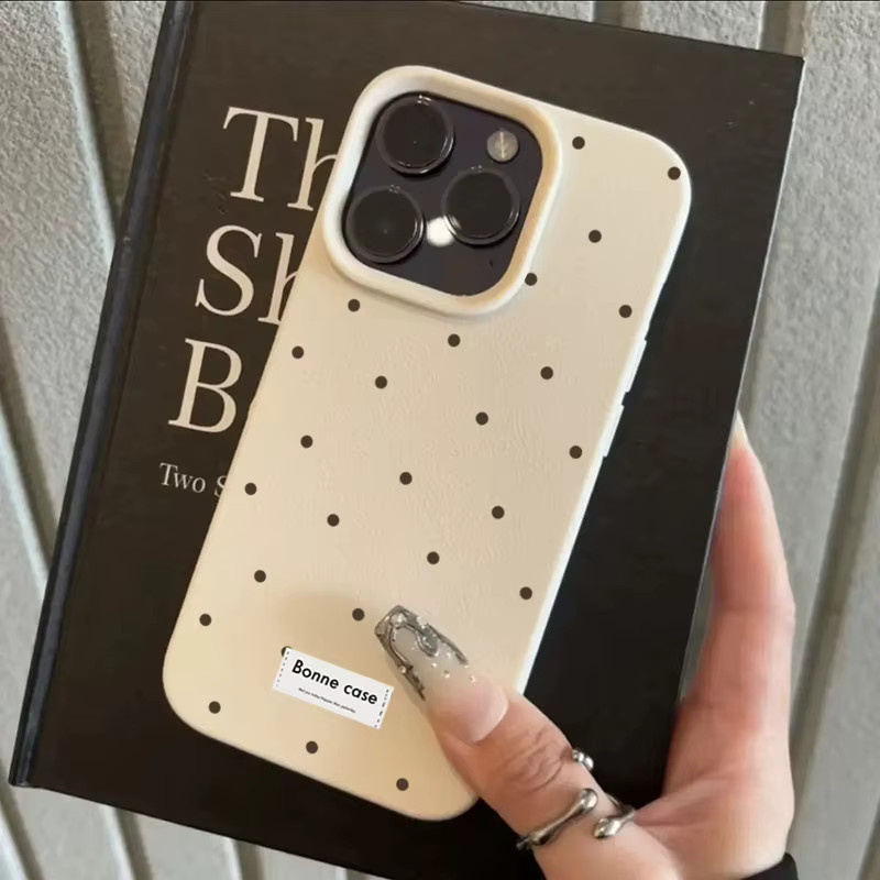 Matte Handyhülle mit Polka Dot Design für iPhone 17, 16, 15, 14, 13, 12 Pro Max und weitere Modelle in Grün - Bild 1