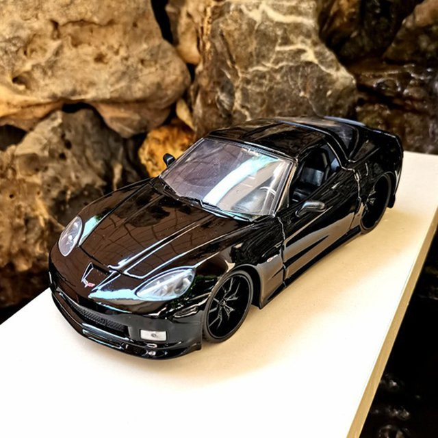WELLY Corvette Z06 2006, Automodell, 1:24, Metall, Schwarz - Bild 1