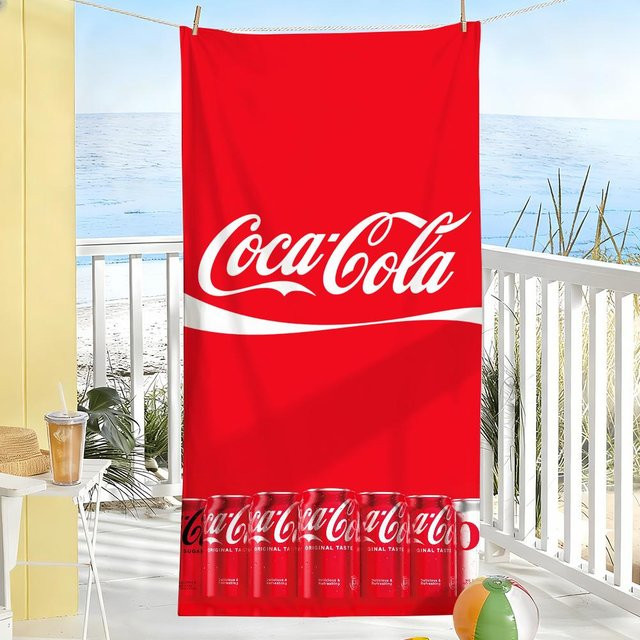 Schnelltrocknendes Microfaser Handtuch mit Coca-Cola Print in Weiß und Rot, B: 80 cm, H: 160 cm - Bild 1