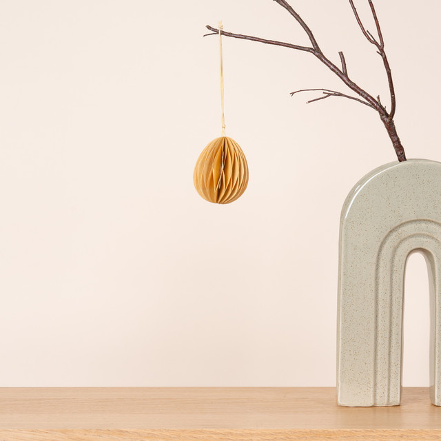 BLUME2000 Deko Papierhänger Ei in Natur Beige für Ostern - Bild 1