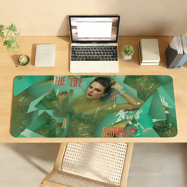 S-SwiftES Showgirl Mauspad XXL Schreibtischunterlage aus Gummi mit rutschfester Oberfläche und verriegelbarem Rand für PC und Laptop - Bild 1