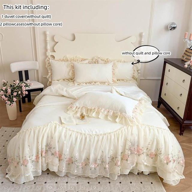 3-teiliges Bettwäsche-Set Bin Chi Textiles im koreanischen Stil mit Spitzenstickerei und floralem Design, Farbe: Weiß, B x H: 150 x 210 cm - Bild 1